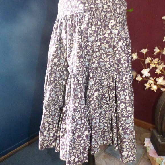 VINTAGE VICTORIAS SECRET MODA INTERNATIONAL FLORAL FULL TIERED SHORT SKIRT 14 - Picture 5 of 13